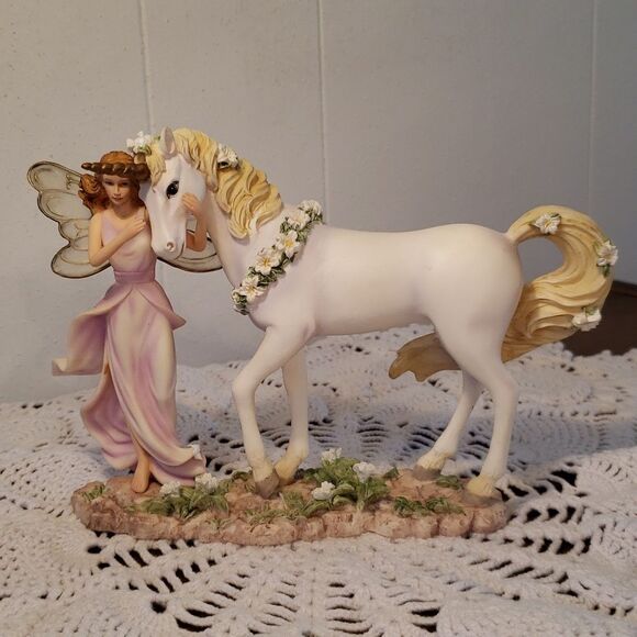 Hamilton Collection Special Messages Collection "Messages of Peace"Angel Unicorn - Picture 1 of 6